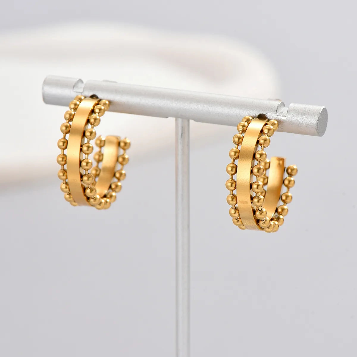 1 Pair Simple Style Classic Style Solid Color Plating Frill Titanium Steel 18k Gold Plated Gold Plated Ear Studs