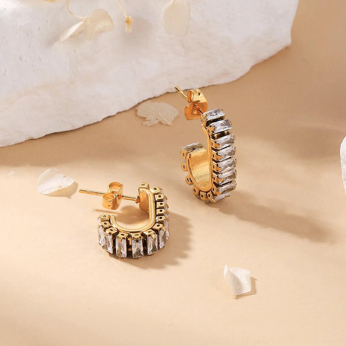 1 Pair Simple Style Classic Style Solid Color Plating Inlay 304 Stainless Steel Zircon 18K Gold Plated Hoop Earrings