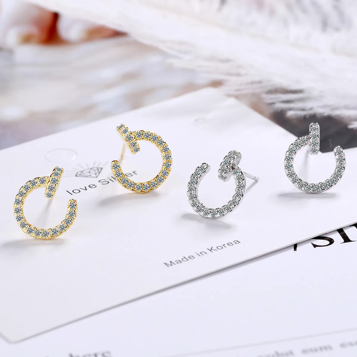 1 Pair Simple Style Classic Style Solid Color Plating Inlay Copper Zircon Ear Studs