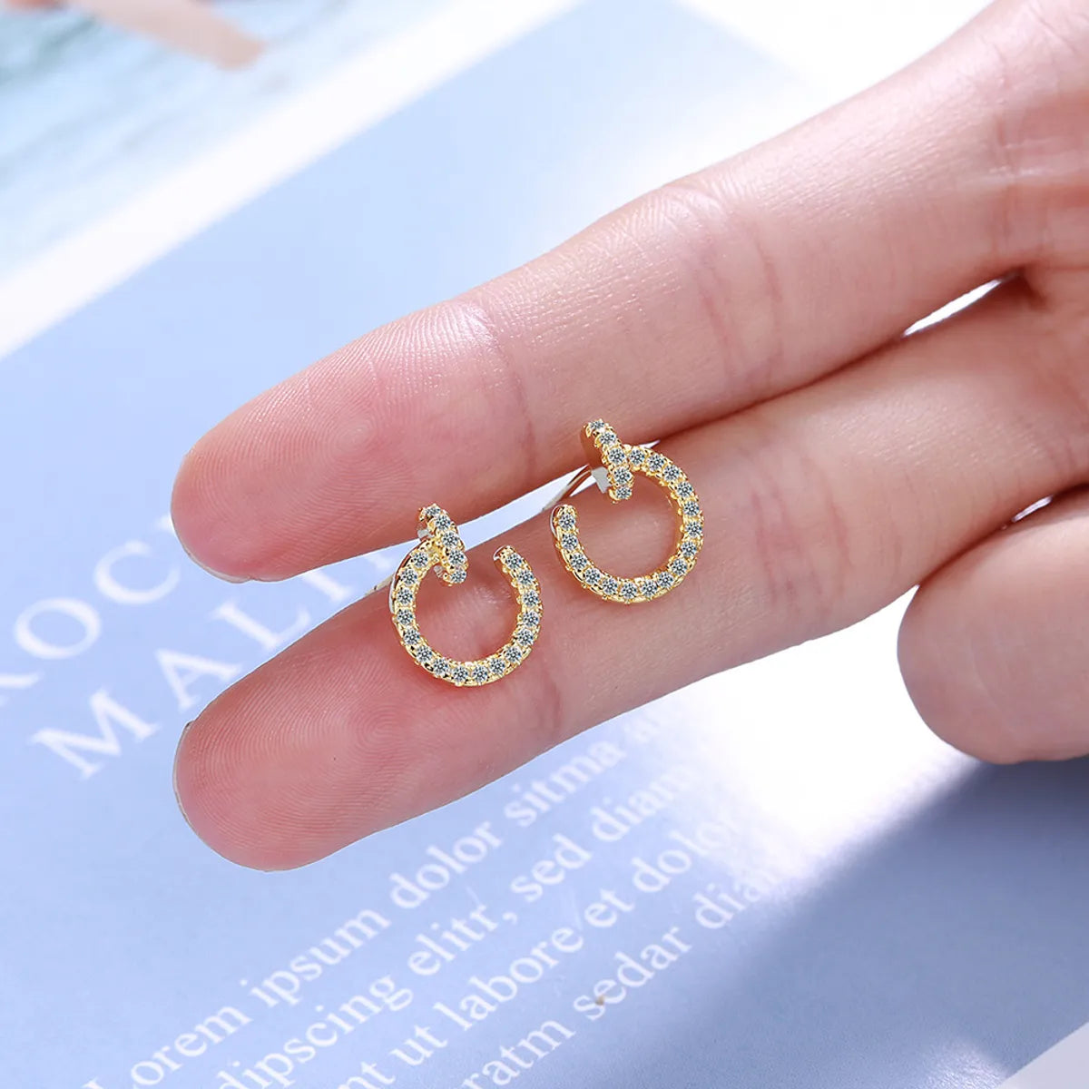 1 Pair Simple Style Classic Style Solid Color Plating Inlay Copper Zircon Ear Studs