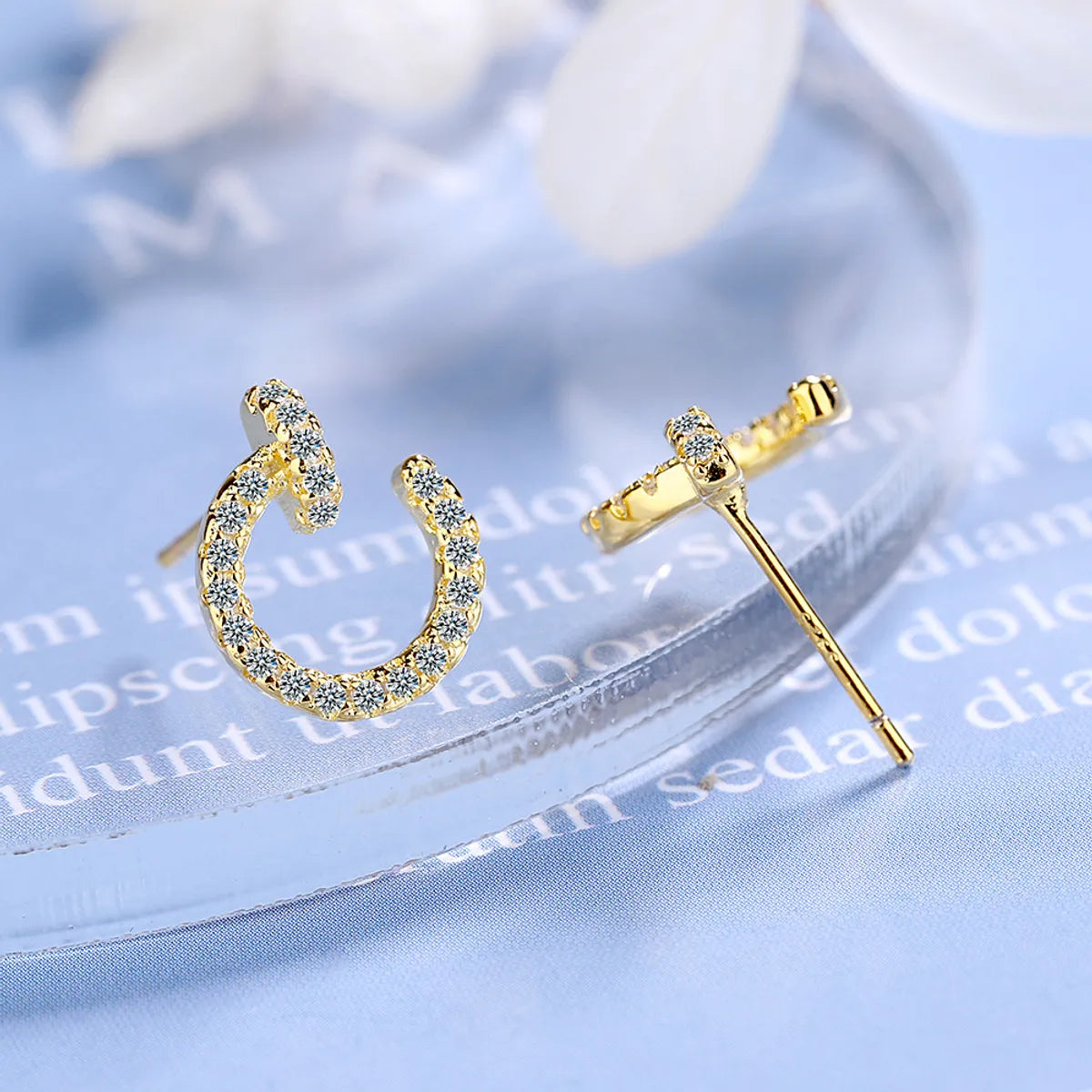 1 Pair Simple Style Classic Style Solid Color Plating Inlay Copper Zircon Ear Studs