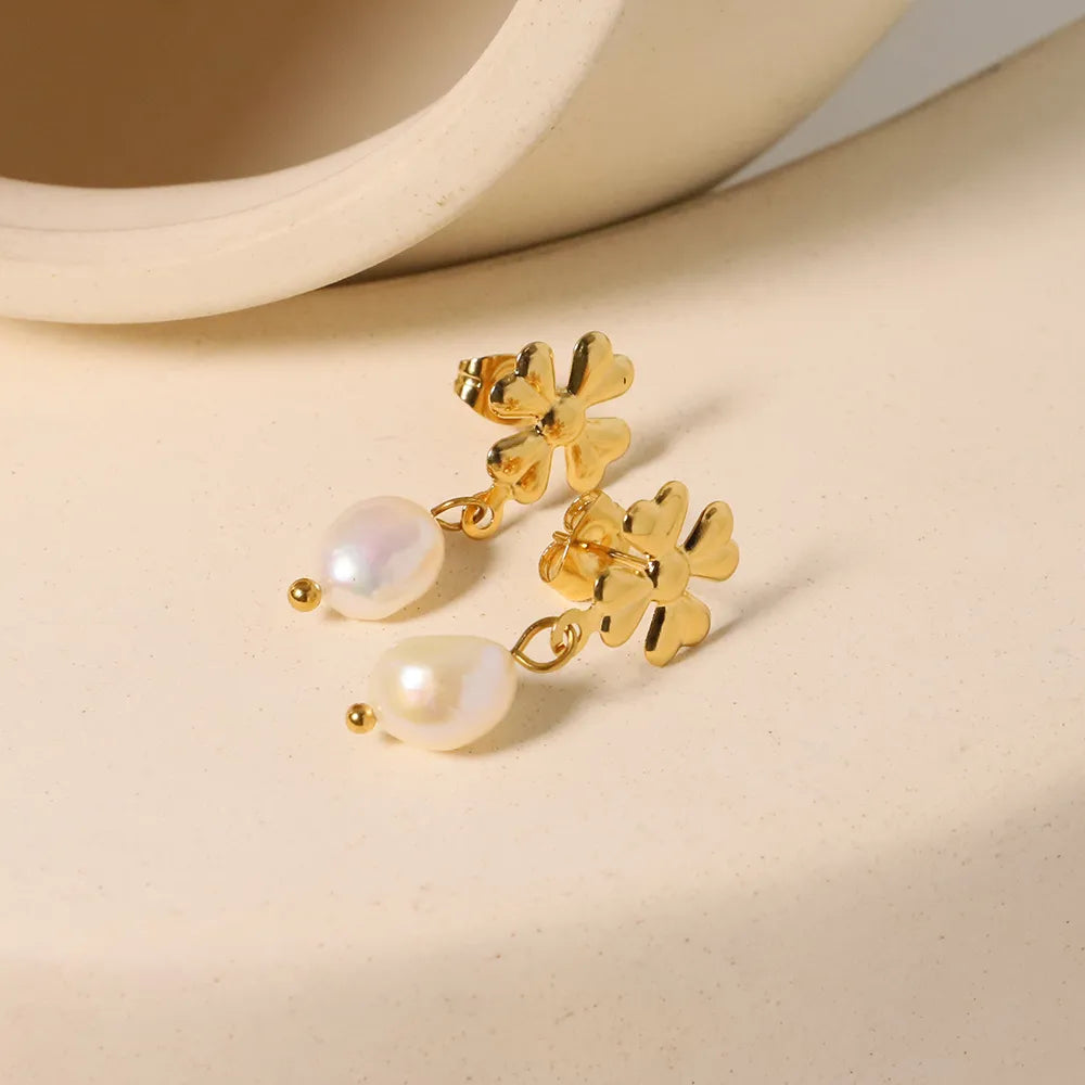 1 Pair Simple Style Classic Style Solid Color Plating Inlay 304 Stainless Steel Freshwater Pearl Pearl 18K Gold Plated Drop Earrings