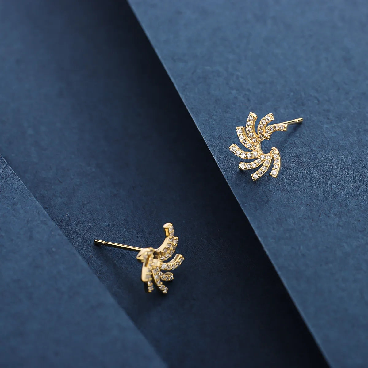 1 Pair Simple Style Classic Style Solid Color Plating Inlay Sterling Silver Zircon 14K Gold Plated Ear Studs