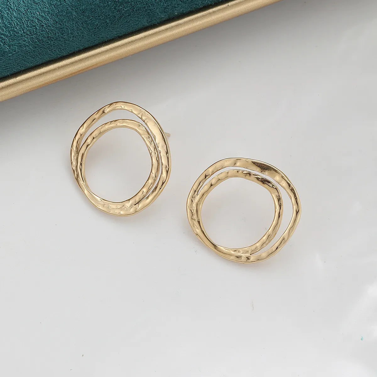 1 Pair Simple Style Classic Style Solid Color Plating Stainless Steel 18K Gold Plated Ear Studs