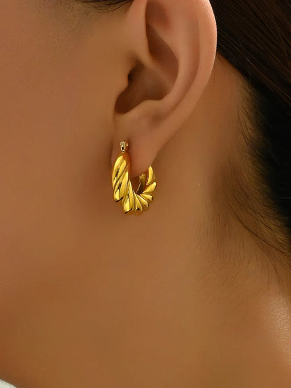 1 Pair Simple Style Classic Style Solid Color Plating Titanium Steel 18k Gold Plated Gold Plated Ear Studs