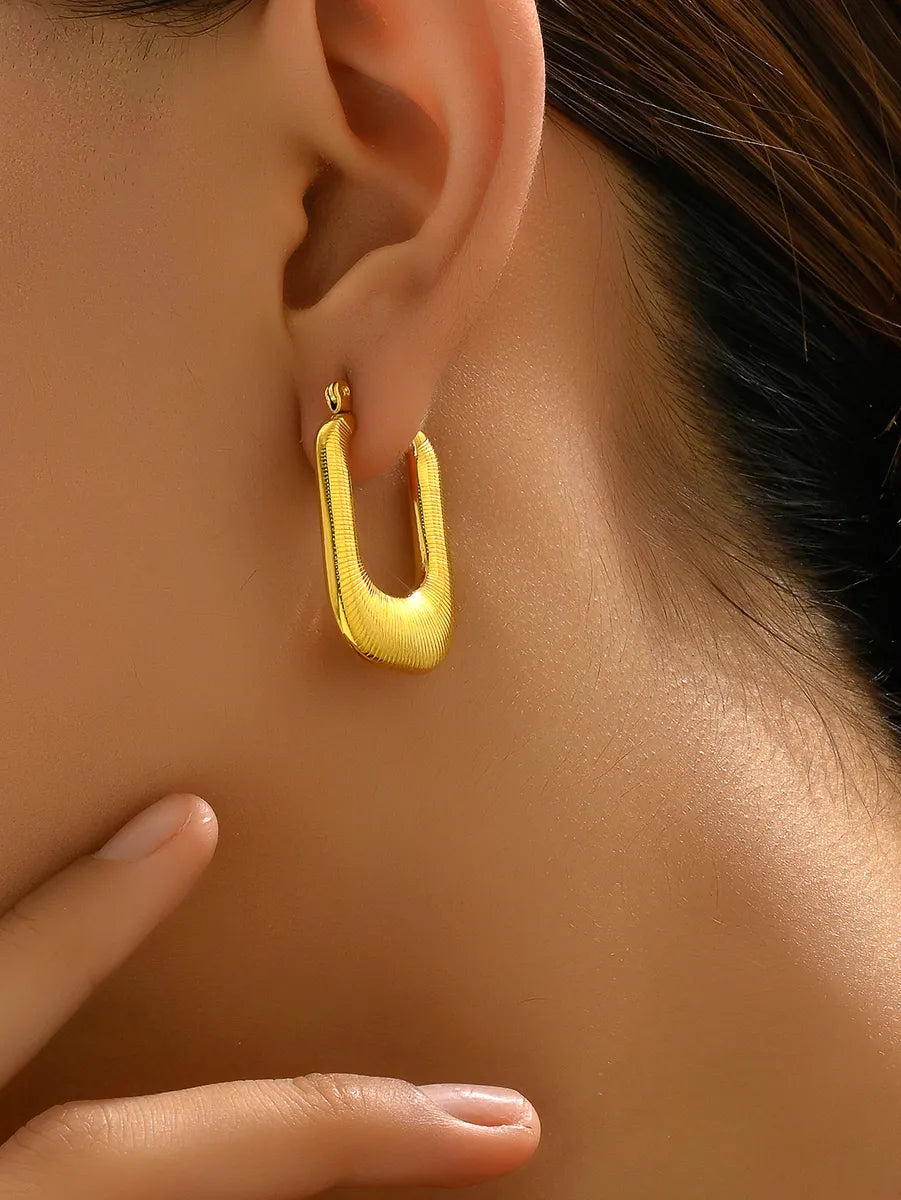 1 Pair Simple Style Classic Style Solid Color Plating Titanium Steel 18k Gold Plated Gold Plated Ear Studs