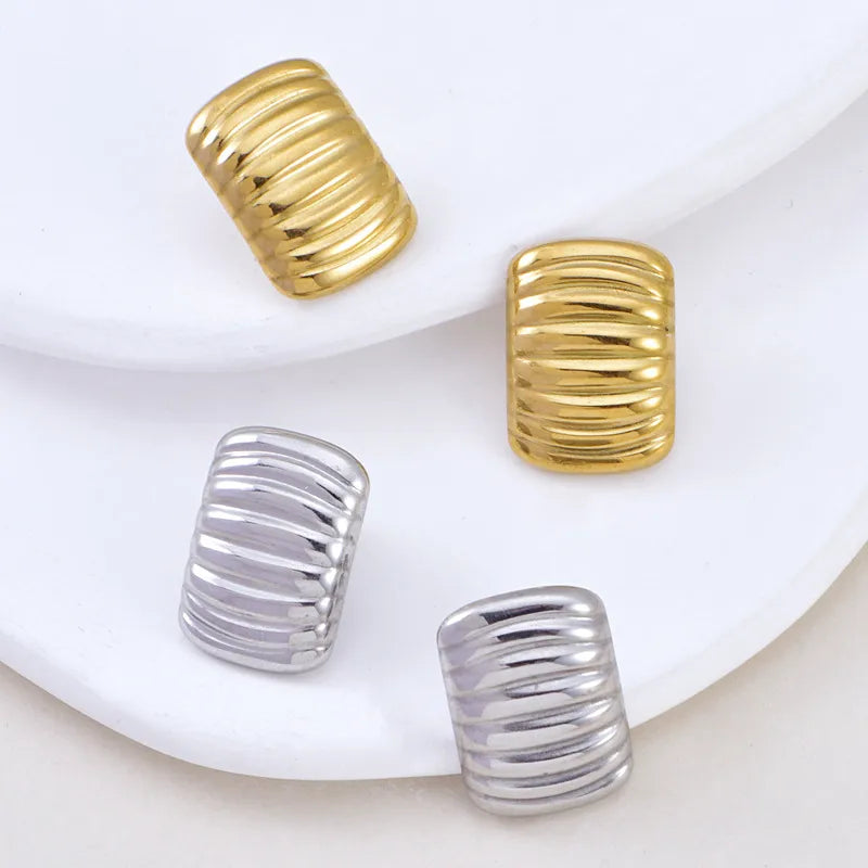 1 Pair Simple Style Classic Style Solid Color Plating Titanium Steel Earrings