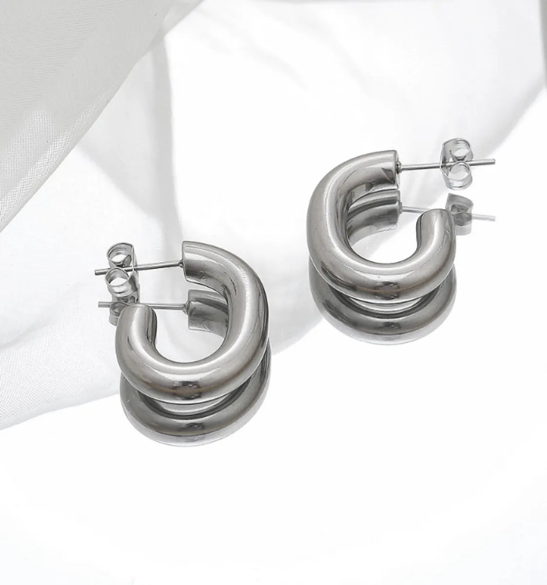 1 Pair Simple Style Classic Style Solid Color Plating Titanium Steel Gold Plated Ear Studs