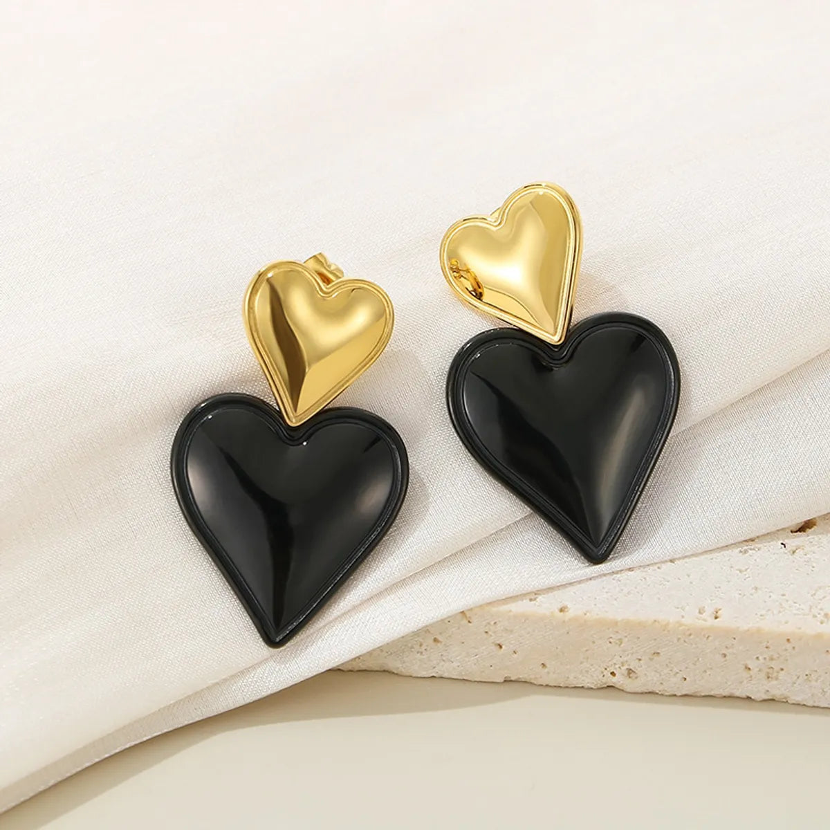 1 Pair Simple Style Classic Style Solid Color Stainless Steel 18K Gold Plated Drop Earrings