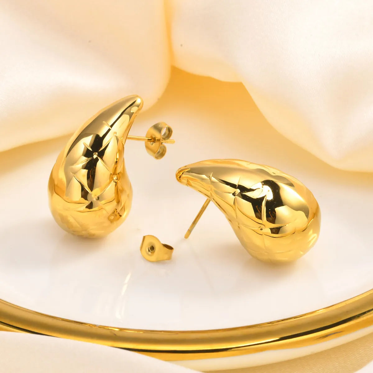 1 Pair Simple Style Classic Style Water Droplets Plating 201 Stainless Steel 18K Gold Plated Ear Studs