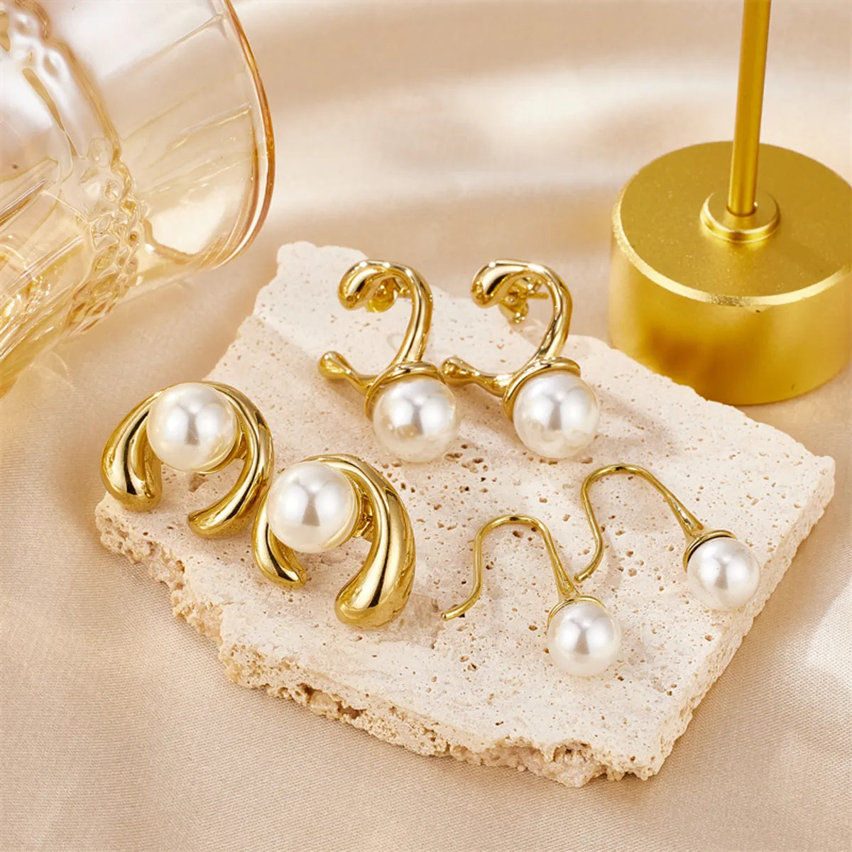 1 Pair Simple Style Classic Style Water Droplets Plating Stainless Steel Imitation Pearl 18k Gold Plated Earrings