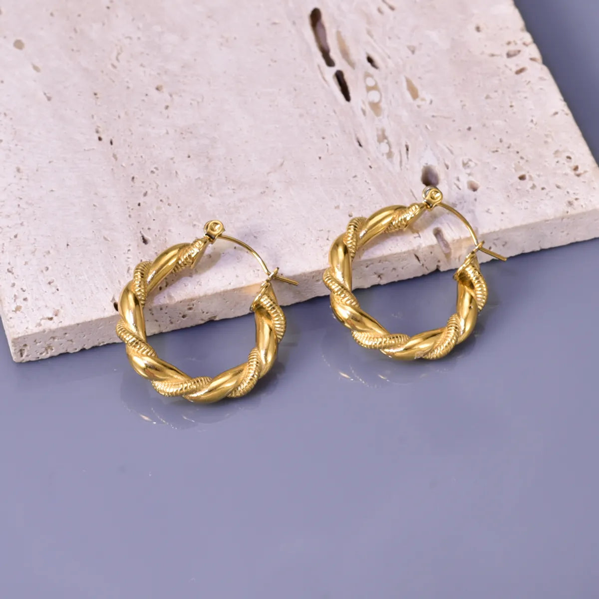 1 Pair Simple Style Commute C Shape 304 Stainless Steel Titanium Steel 18K Gold Plated Earrings