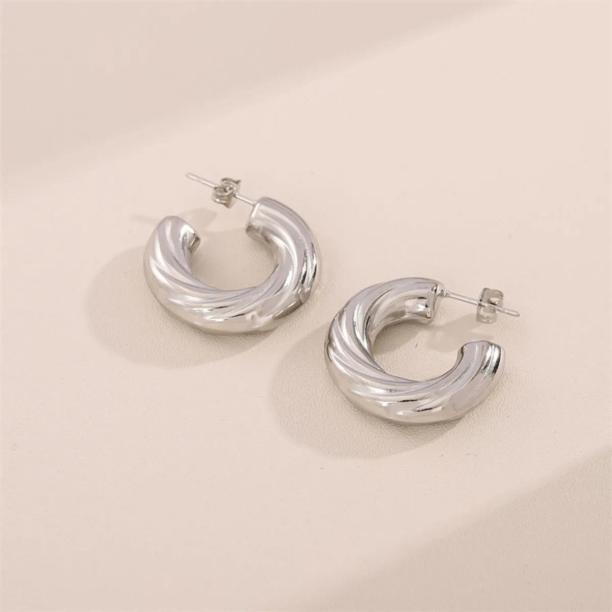 1 Pair Simple Style Commute C Shape Stainless Steel Ear Studs