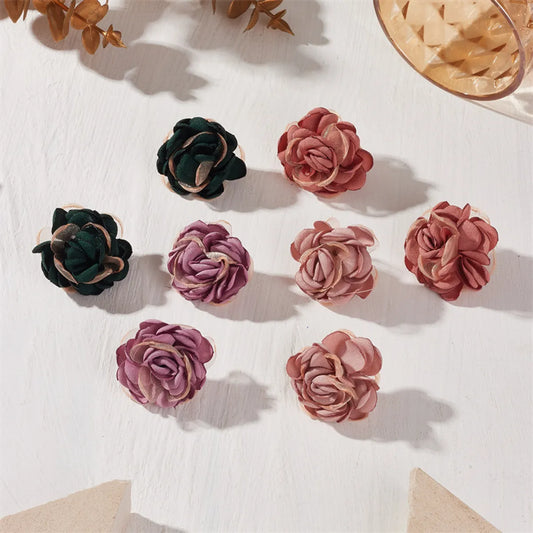 1 Pair Simple Style Commute Flower Irregular Three-dimensional Alloy Cloth Ear Studs