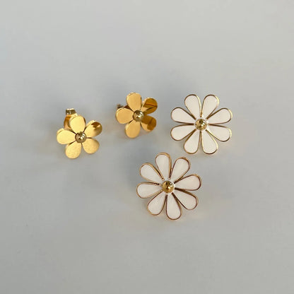 1 Pair Simple Style Commute Flower Plating Titanium Steel Gold Plated Ear Studs