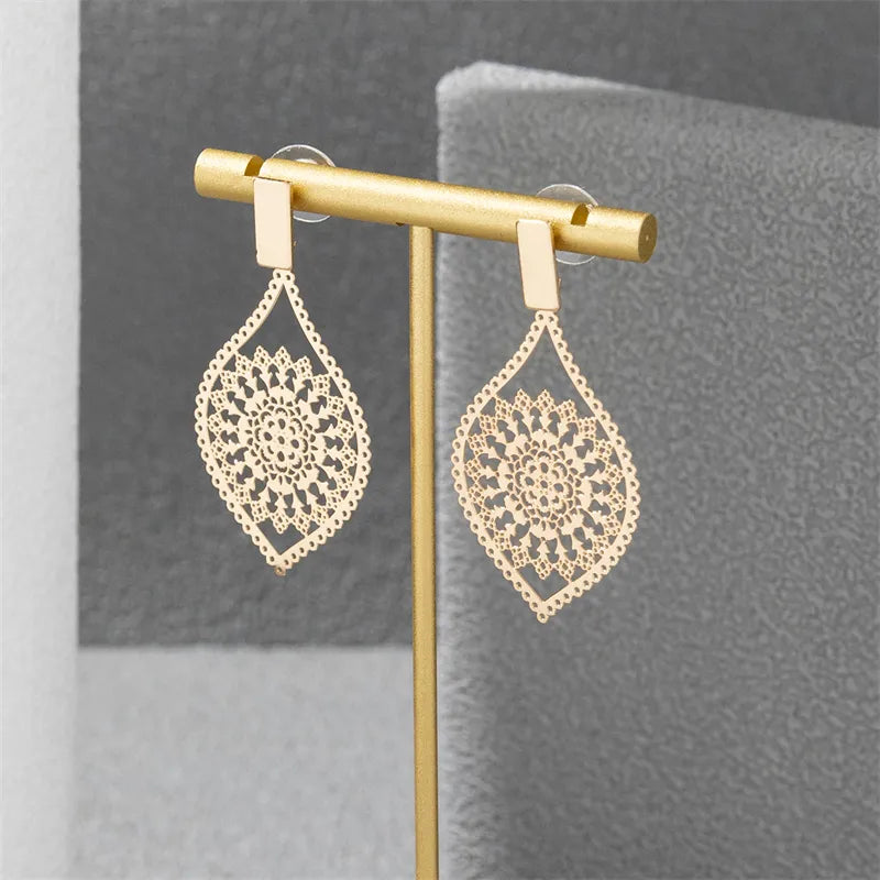 1 Pair Simple Style Commute Geometric 201 Stainless Steel Iron Drop Earrings