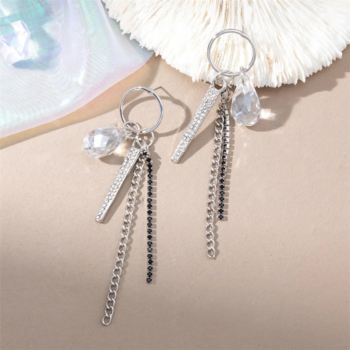 1 Pair Simple Style Commute Geometric Beaded Inlay Artificial Crystal Alloy Rhinestones Pearl Drop Earrings