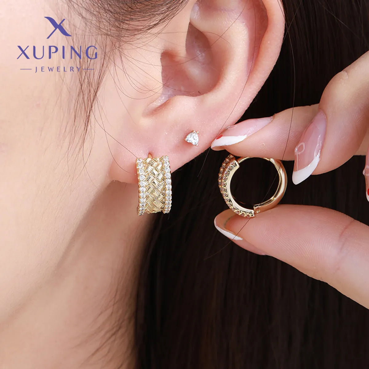 1 Pair Simple Style Commute Geometric Round Plating Inlay Copper Artificial Gemstones 14K Gold Plated Earrings Ear Studs