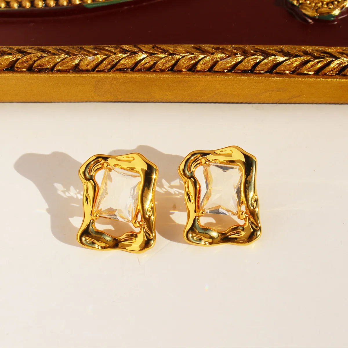 1 Pair Simple Style Commute Geometric Sun Inlay Handmade Enamel Brass Zircon 24K Gold Plated Ear Studs