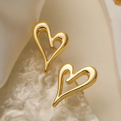 1 Pair Simple Style Commute Heart Shape Inlay Copper Artificial Pearls Zircon Ear Studs