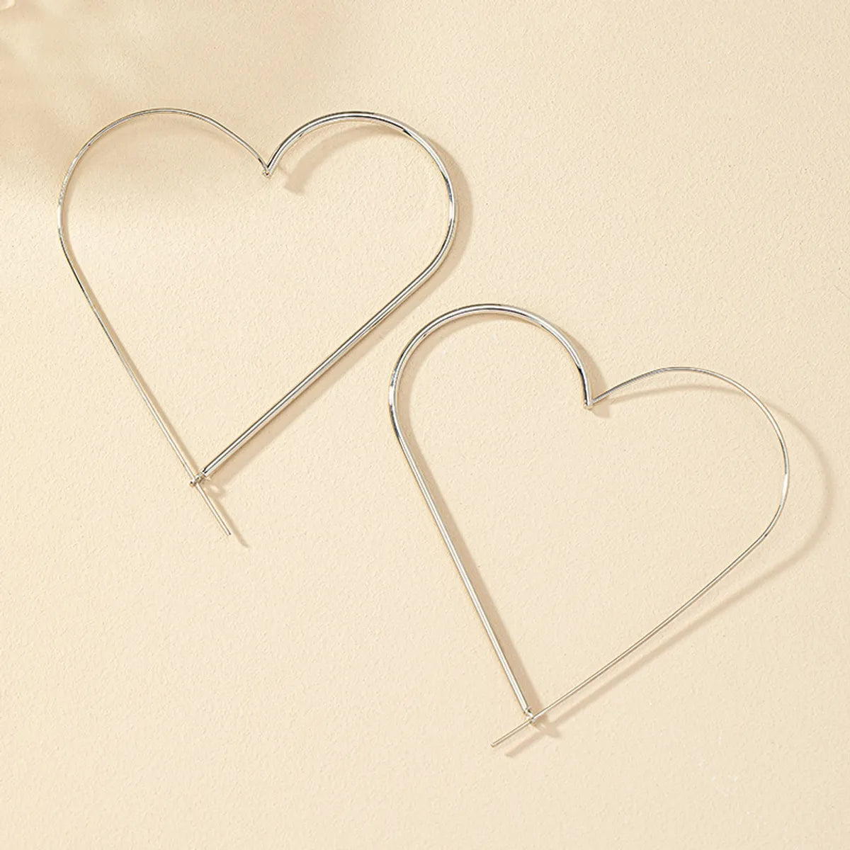 1 Pair Simple Style Commute Heart Shape Plating Alloy Gold Plated Earrings