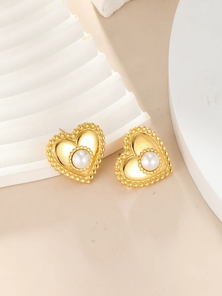 1 Pair Simple Style Commute Heart Shape Plating Inlay 304 Stainless Steel Pearl 14K Gold Plated Ear Studs