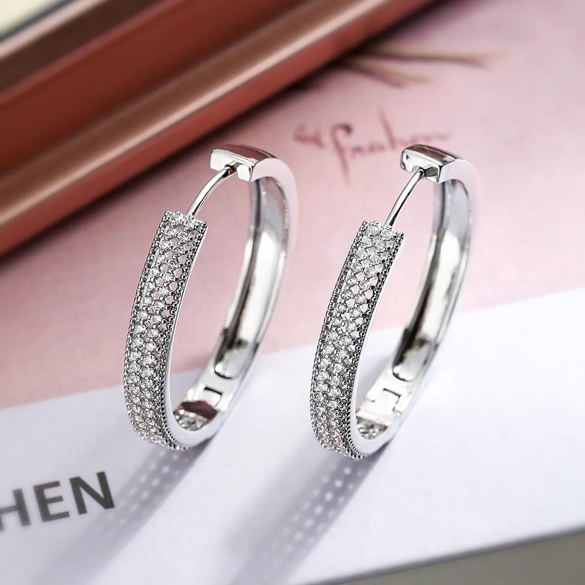 1 Pair Simple Style Commute Round Plating Inlay Copper Zircon 18k Gold Plated Hoop Earrings