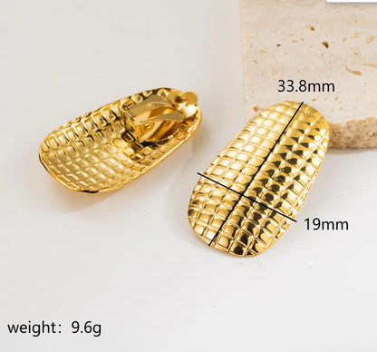 1 Pair Simple Style Commute Solid Color 304 Stainless Steel 14K Gold Plated Ear Cuffs