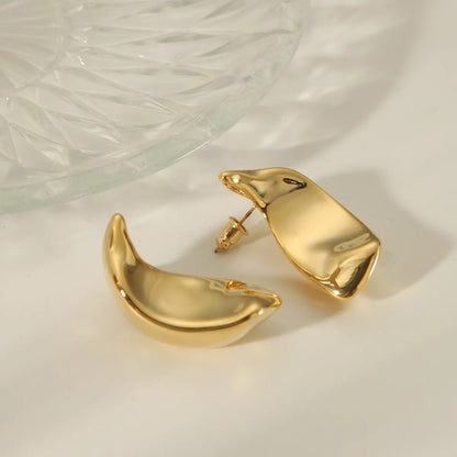 1 Pair Simple Style Commute Solid Color Butterfly Copper 18K Gold Plated Ear Studs