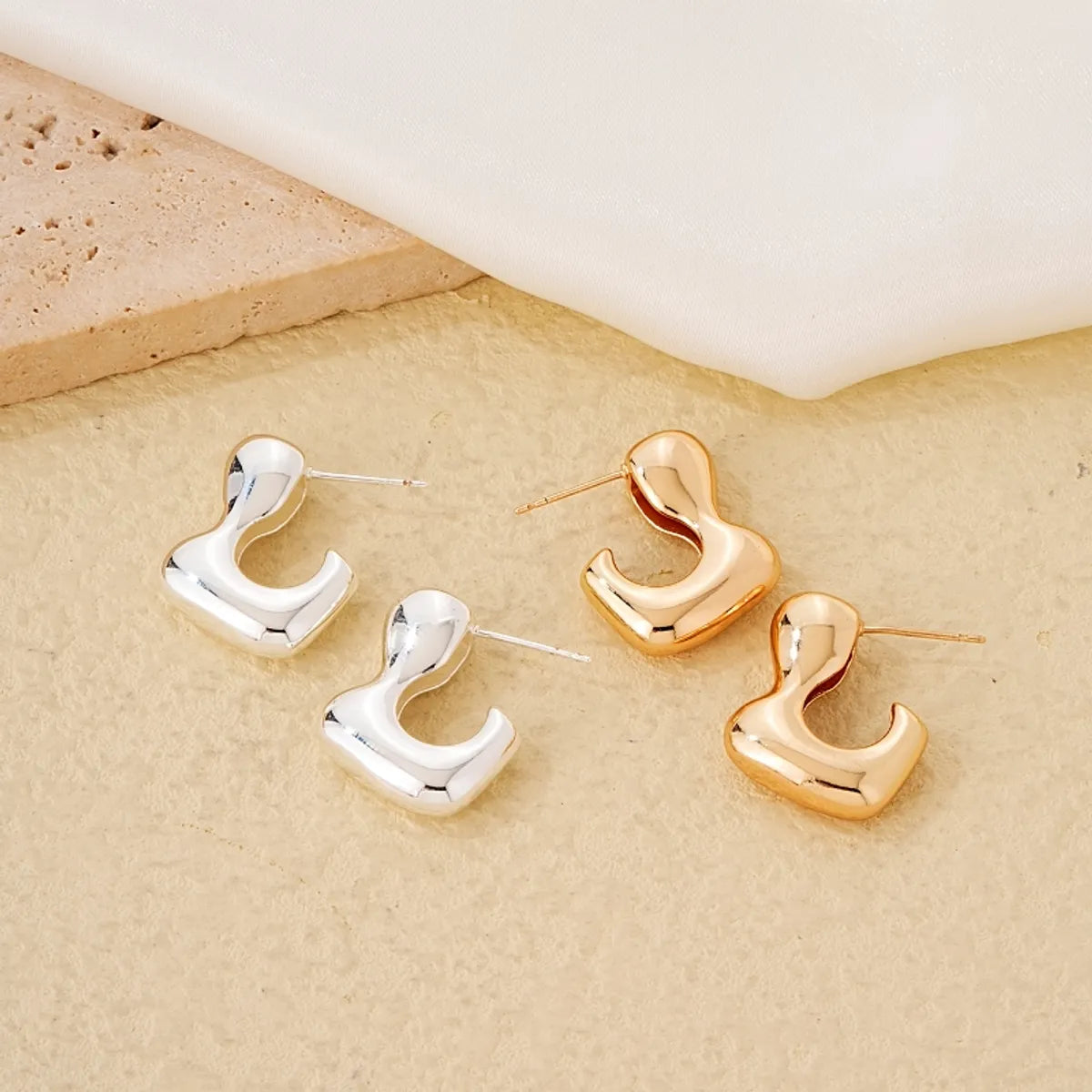 1 Pair Simple Style Commute Solid Color Irregular Polishing Plating Copper Gold Plated Silver Plated Ear Studs