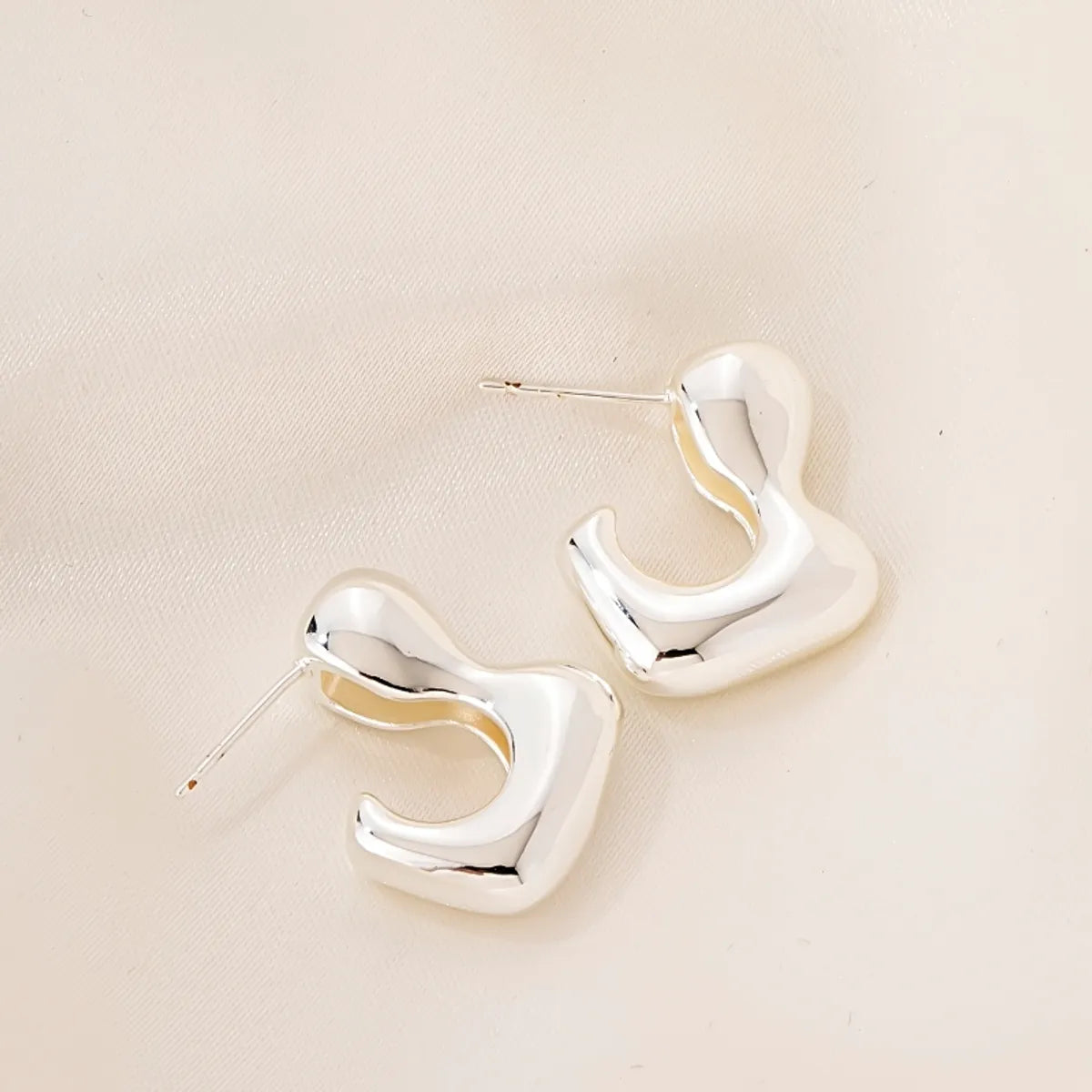 1 Pair Simple Style Commute Solid Color Irregular Polishing Plating Copper Gold Plated Silver Plated Ear Studs