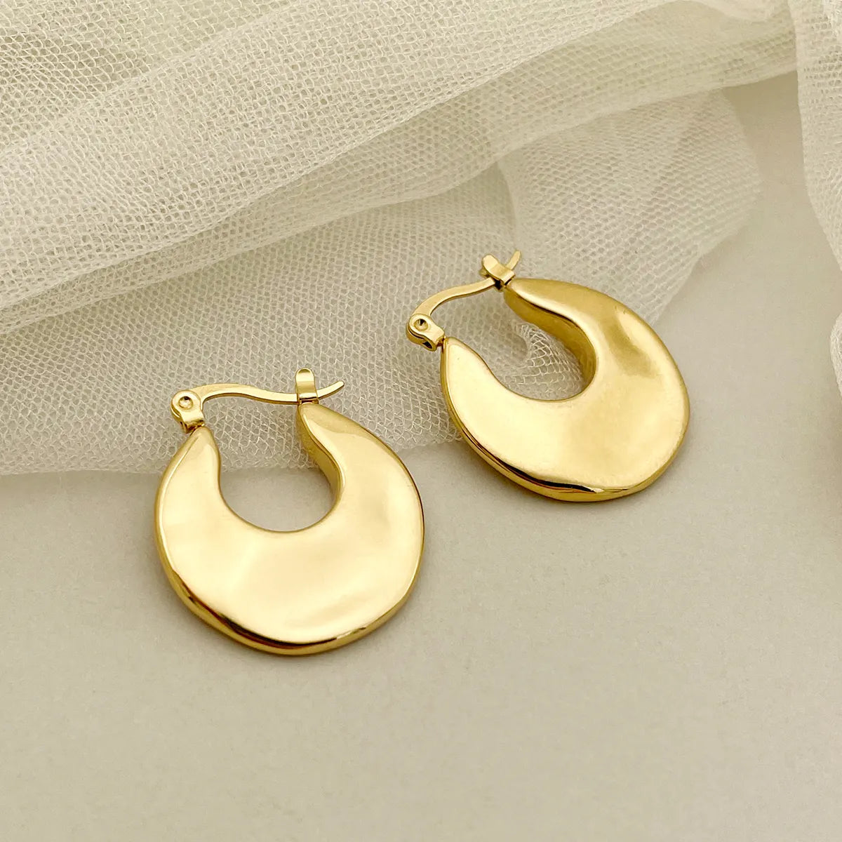 1 Pair Simple Style Commute Solid Color Plating Stainless Steel Gold Plated Earrings