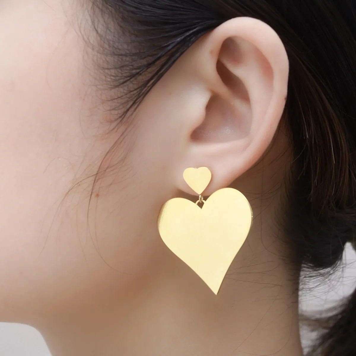 1 Pair Simple Style Commute Solid Color Plating Titanium Steel Gold Plated Ear Studs