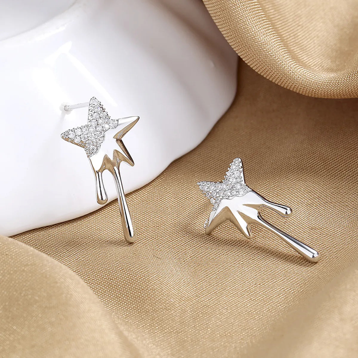 1 Pair Simple Style Commute Star Inlay Copper Zircon Earrings