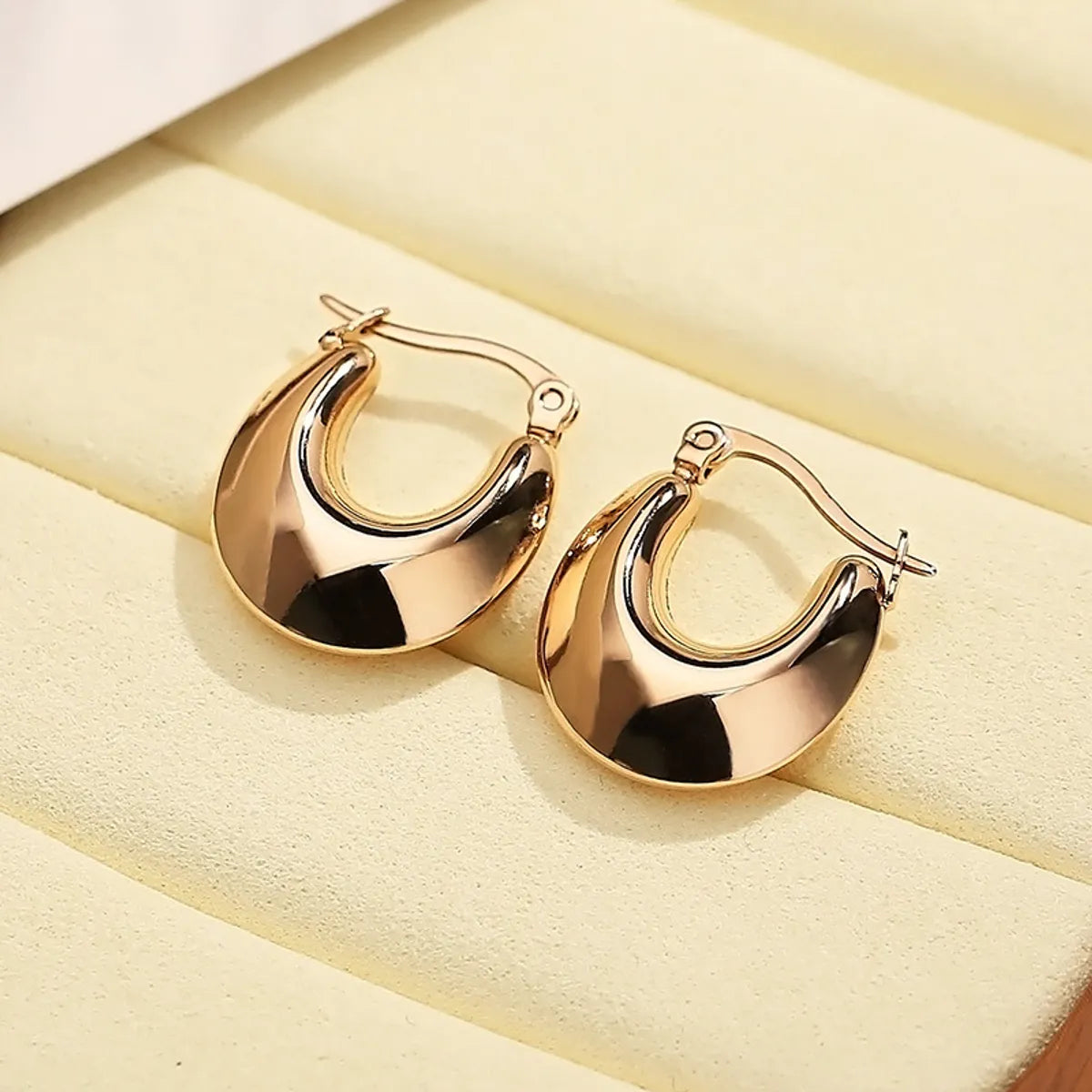 1 Pair Simple Style Commute U Shape Plating 304 Stainless Steel Earrings