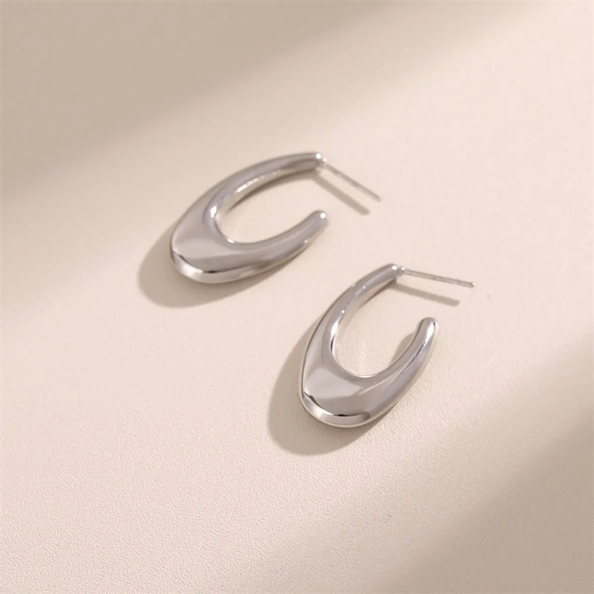 1 Pair Simple Style Commute U Shape Stainless Steel Ear Studs