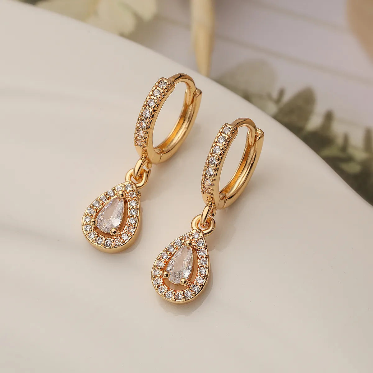 1 Pair Simple Style Commute Water Droplets Plating Inlay Copper Zircon 18k Gold Plated Drop Earrings