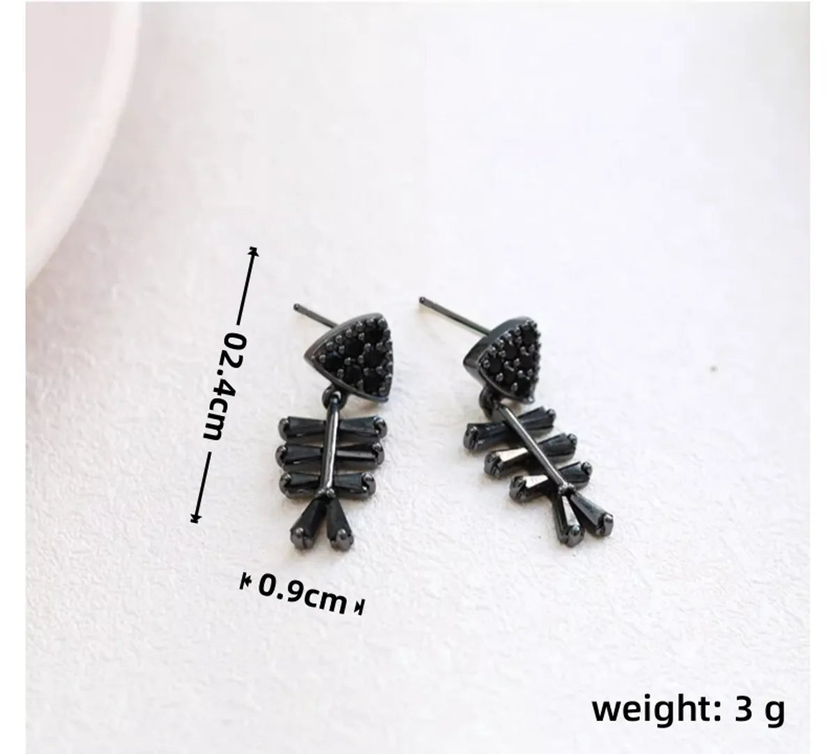 1 Pair Simple Style Fish Plating Inlay Copper Zircon Ear Studs