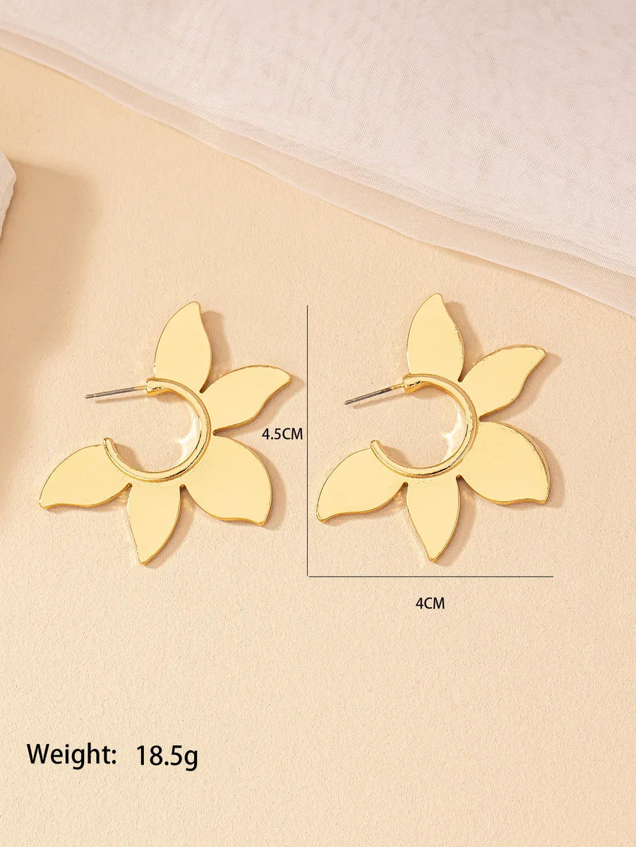 1 Pair Simple Style Flower Alloy Ear Studs