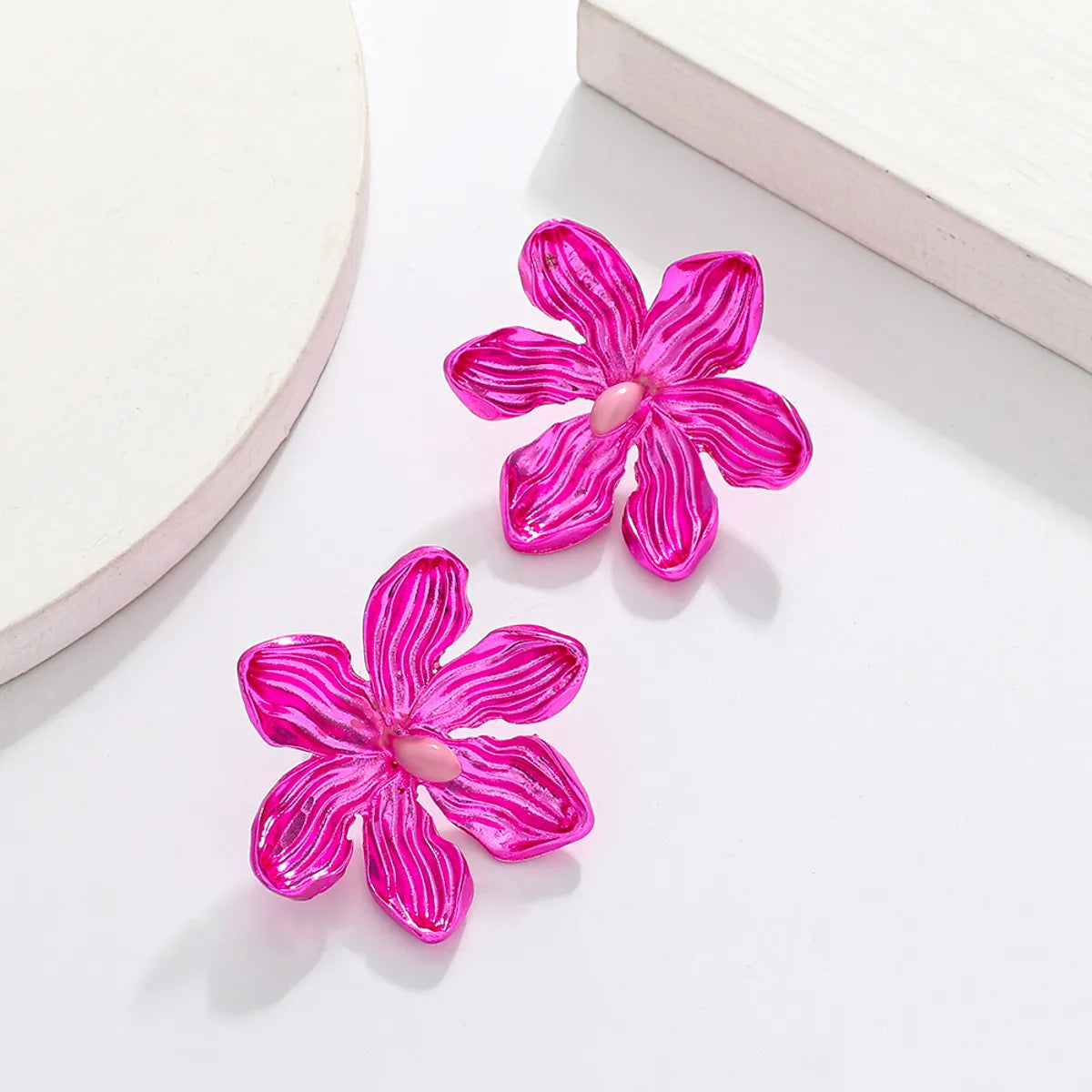 1 Pair Simple Style Flower Alloy Patchwork 14k Gold Plated Women'S Ear Studs