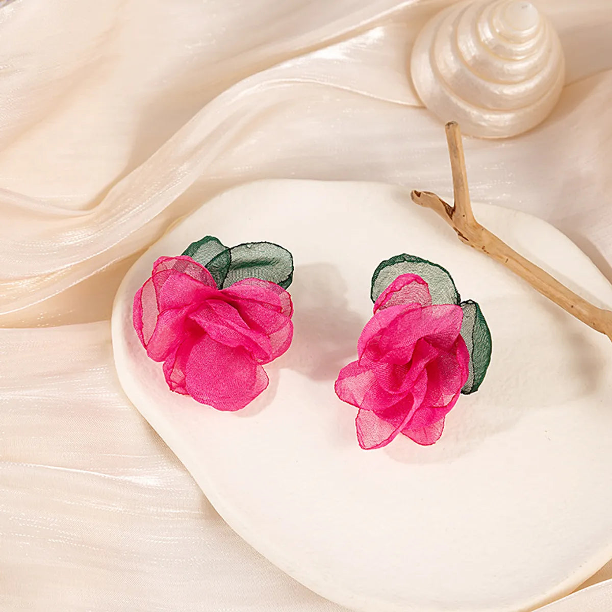 1 Pair Simple Style Flower Patchwork Cloth Ear Studs