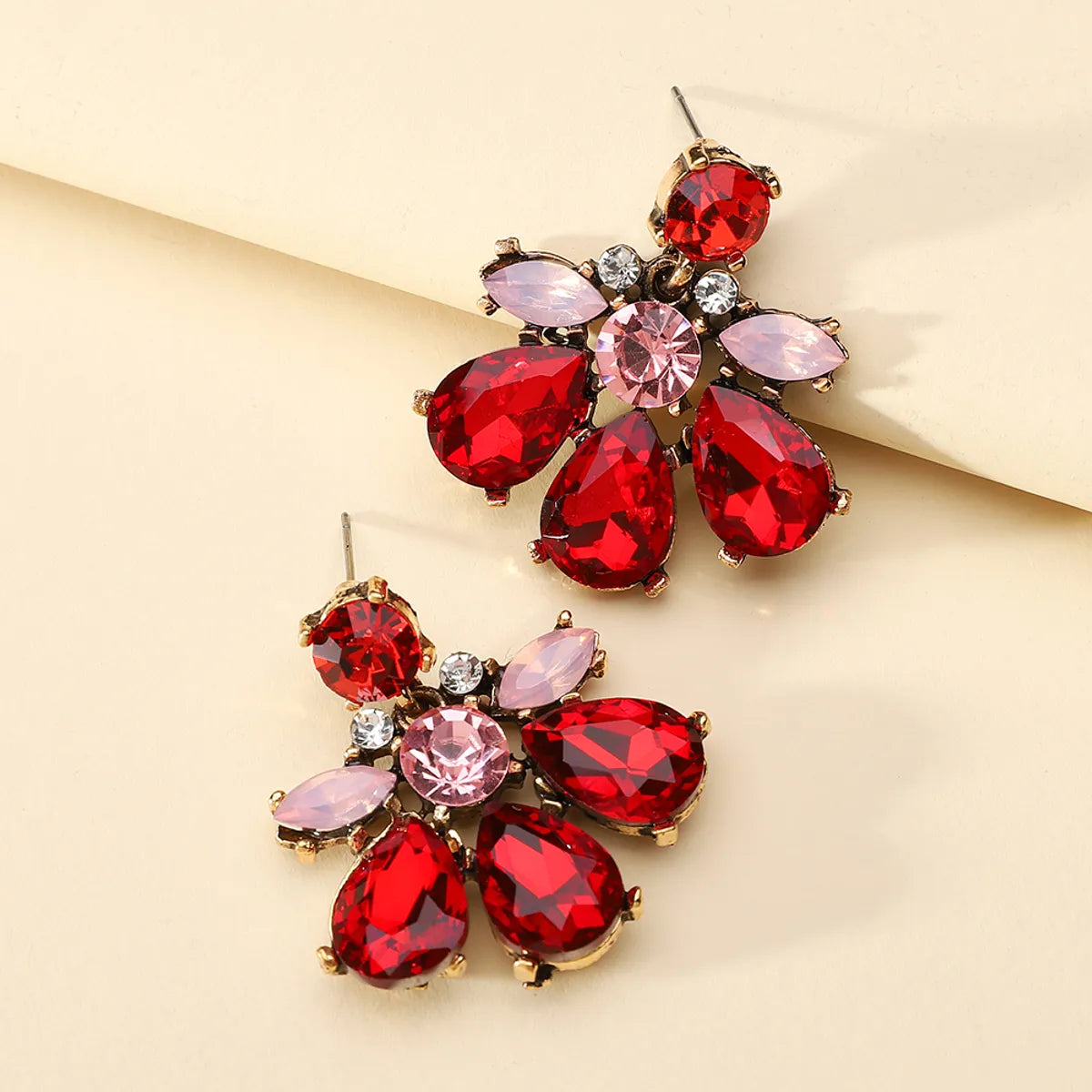 1 Pair Simple Style Flower Plastic Rhinestone Women's Drop Earrings