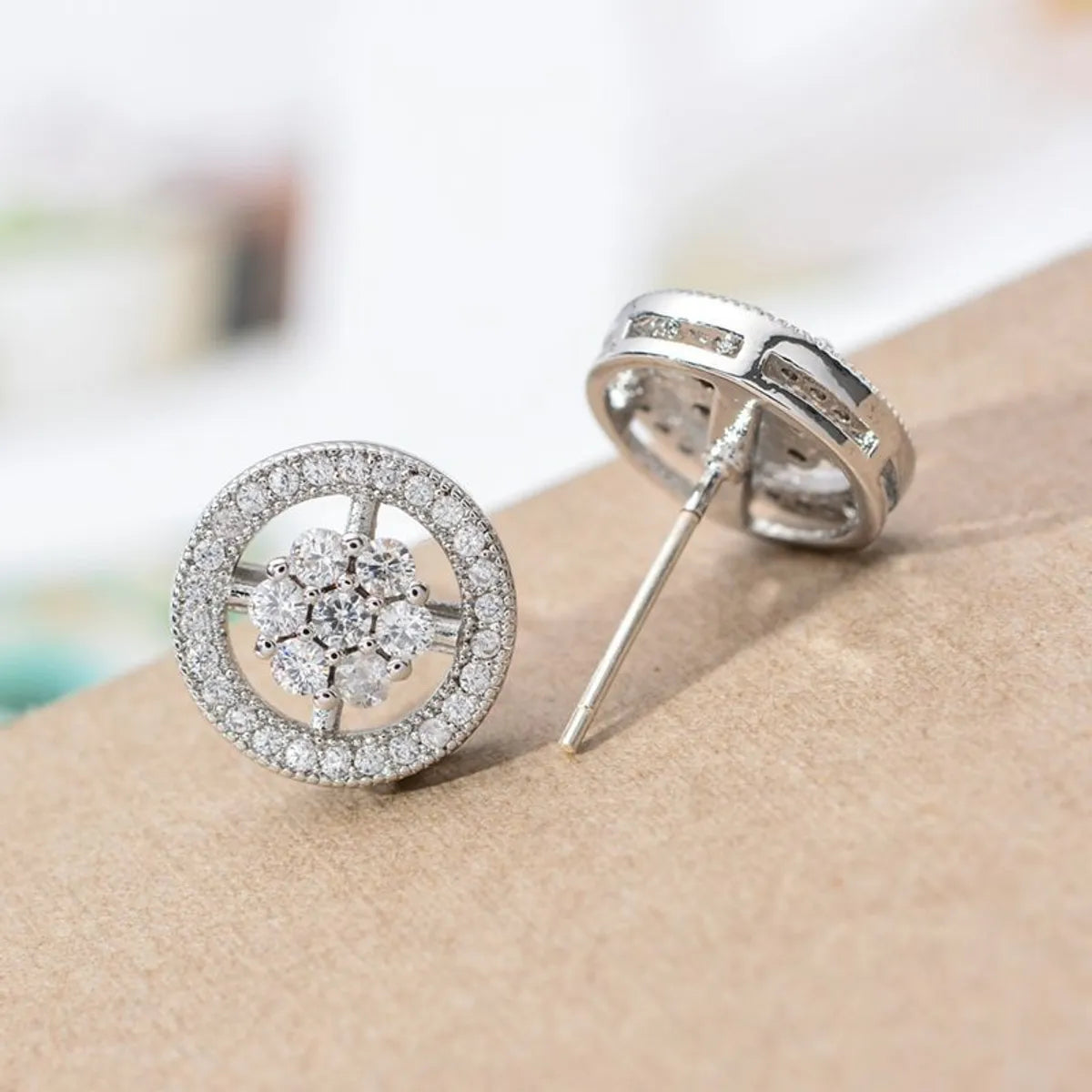 1 Pair Simple Style Flower Plating Inlay Copper Zircon White Gold Plated Ear Studs