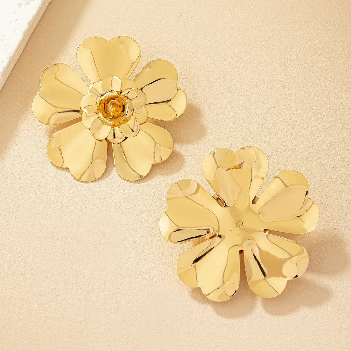 1 Pair Simple Style Flower Plating Alloy Ear Studs