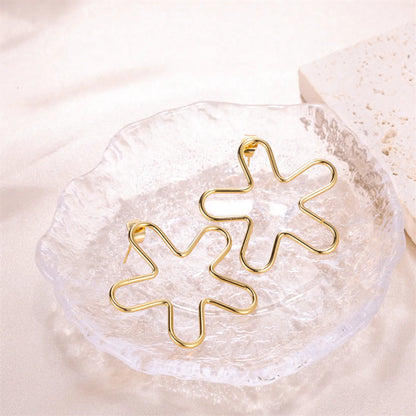 1 Pair Simple Style Flower Plating Stainless Steel 18k Gold Plated Ear Studs