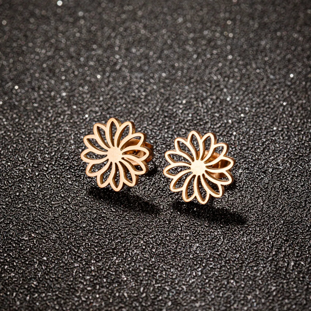 1 Pair Simple Style Flower Polishing Plating Stainless Steel 18k Gold Plated Ear Studs