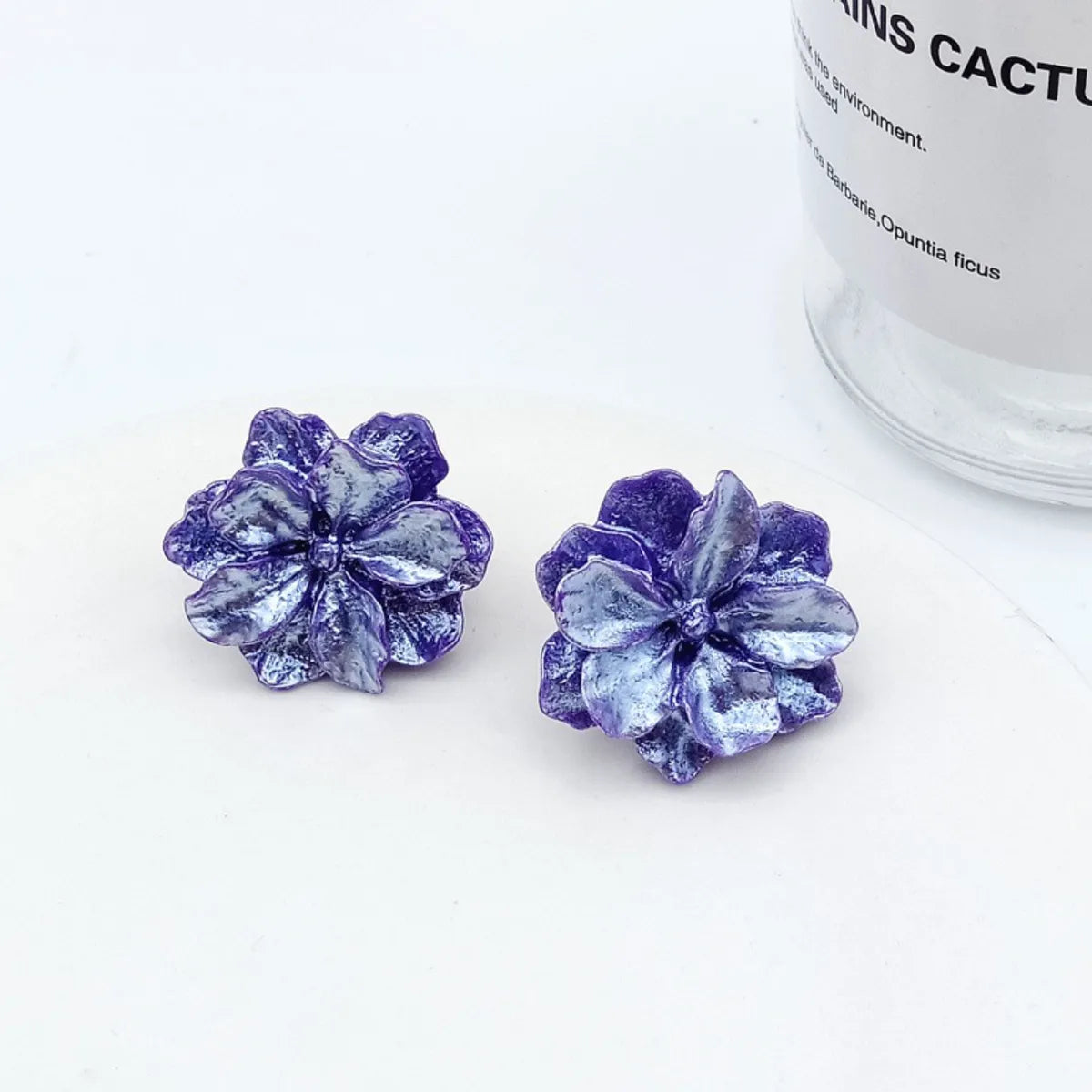 1 Pair Simple Style Flower Resin Women's Ear Studs