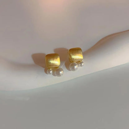 1 Pair Simple Style Geometric Alloy Ear Studs