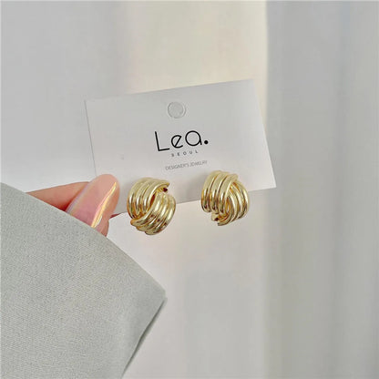 1 Pair Simple Style Geometric Alloy Plating Pleated Women'S Earrings