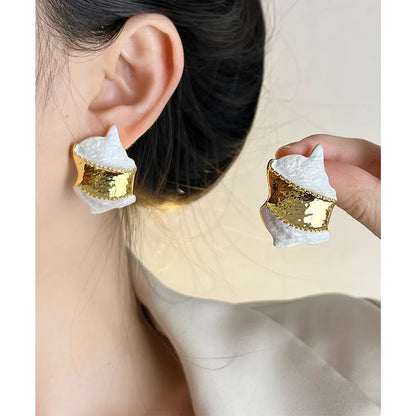 1 Pair Simple Style Geometric Conch Alloy Ear Studs